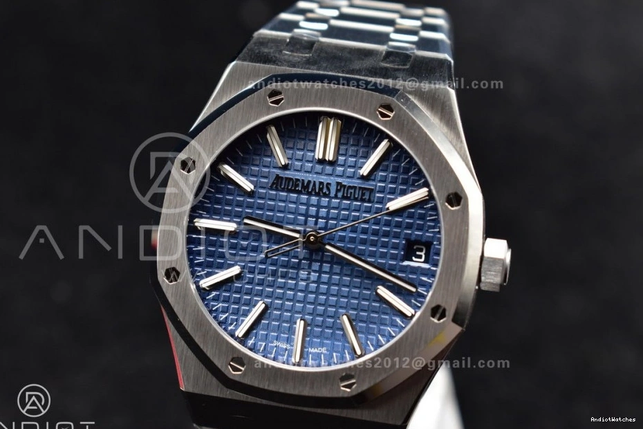 on Blue Dial 453 SS Royal Bracelet 41mm ZF 15510 Oak Anniversary